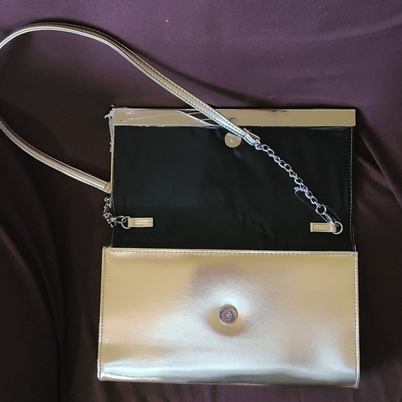 Purse - Picture 2 of 4